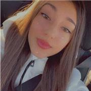 studentessa di 17 anni e mezzo disponibile per aiuto compiti